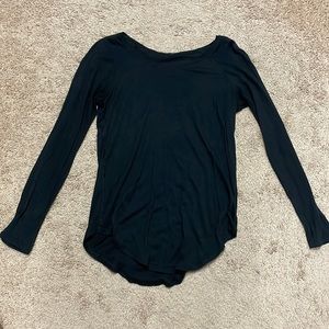 Lululemon long sleeve top size 6